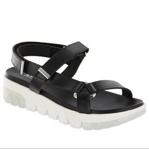 MIA black and white chunky sandal